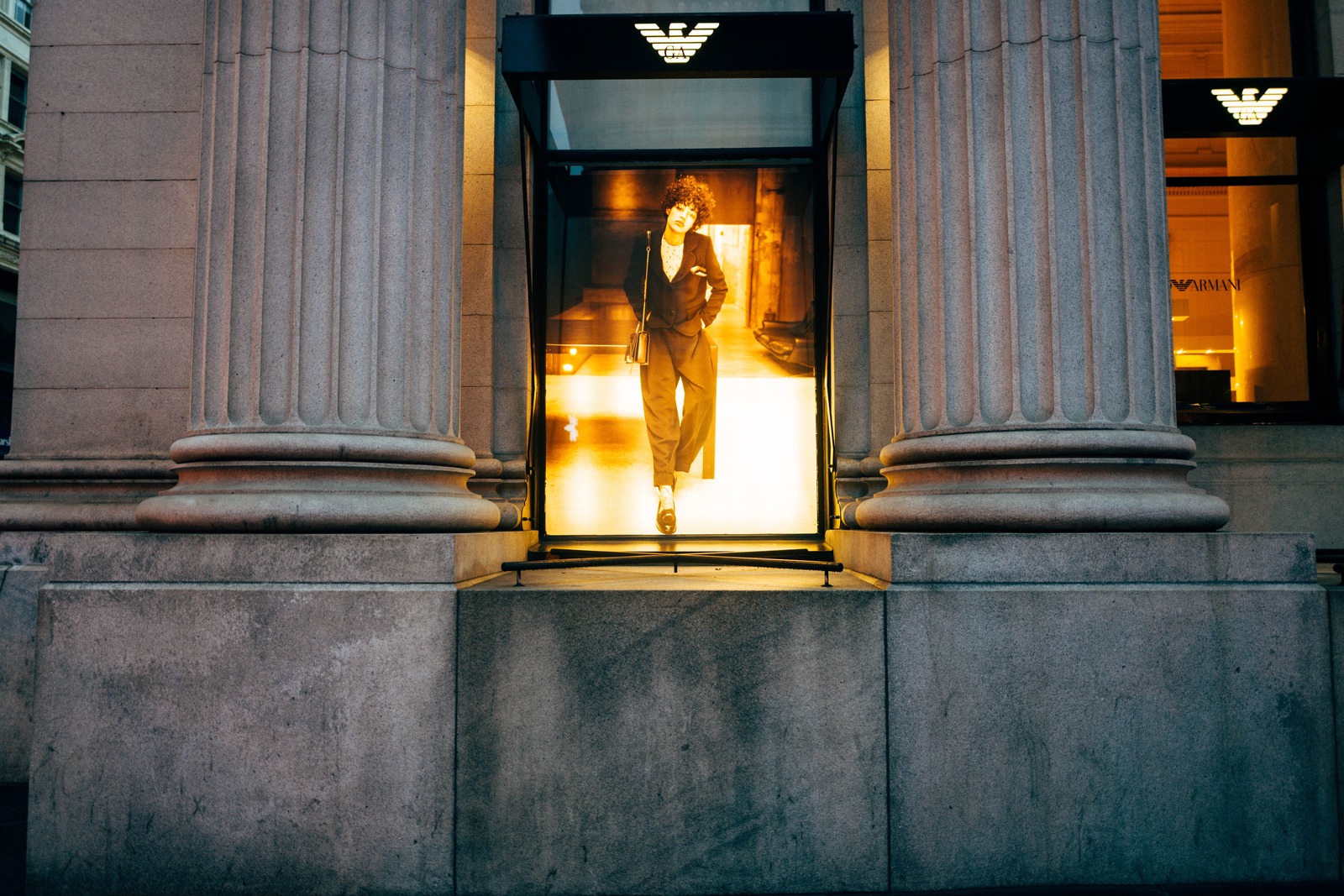 Urban Elegance in Illumination