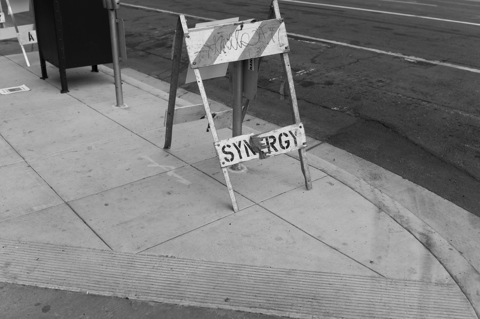 Urban Contrast: A Message Lost