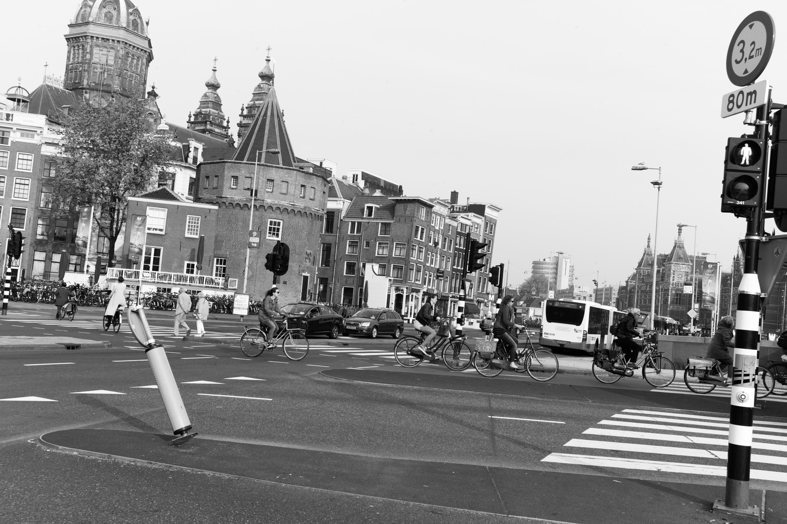 Urban Cyclists in Motion