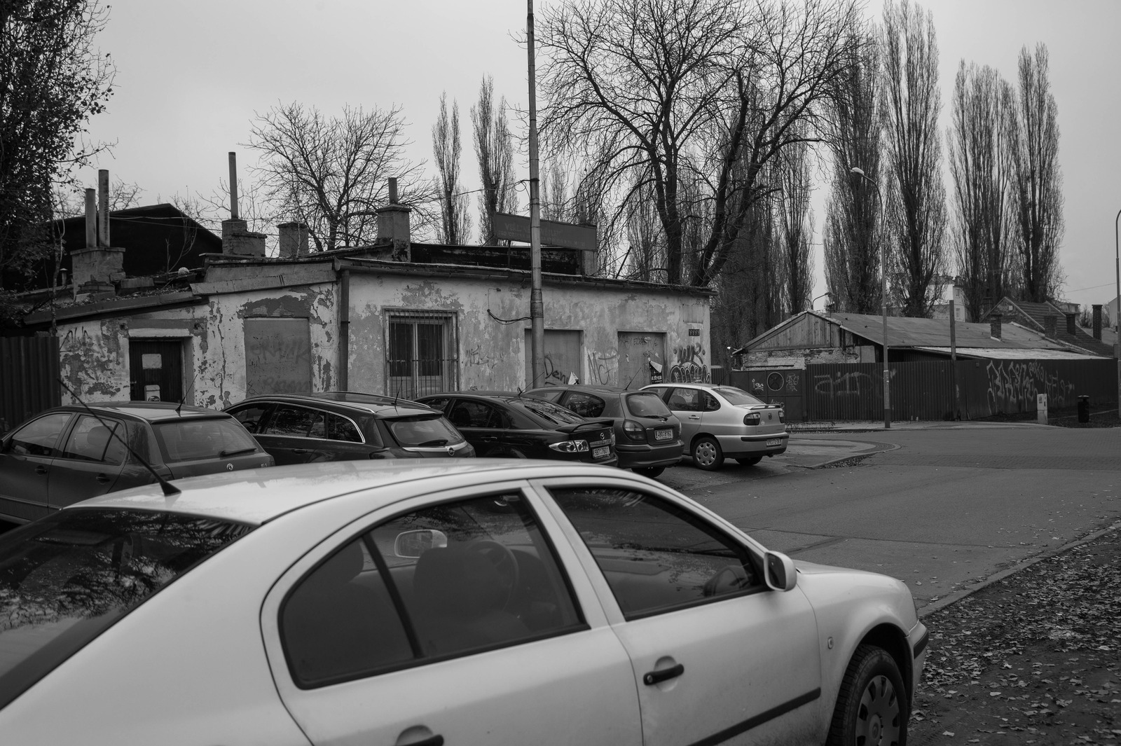 Urban Decay in Monochrome