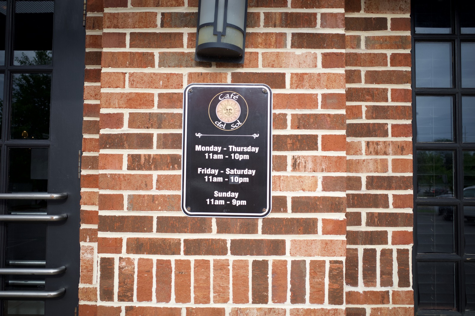 Cafe del Sol Signage