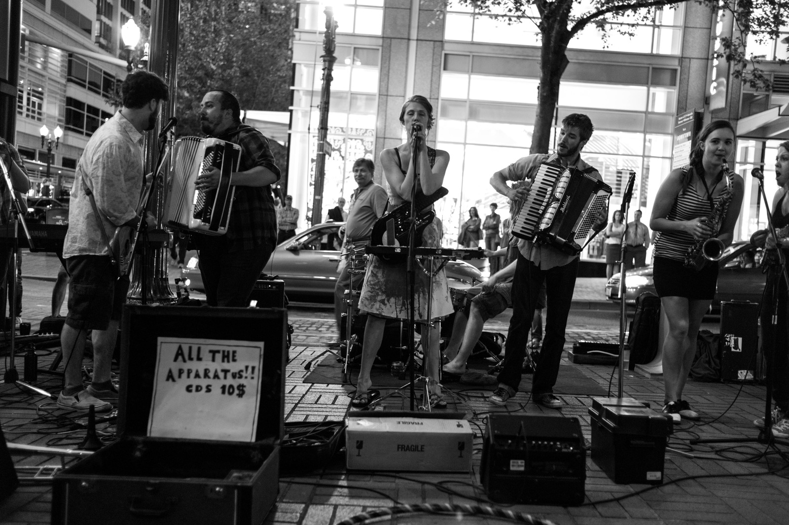 Street Performance in Black and White
