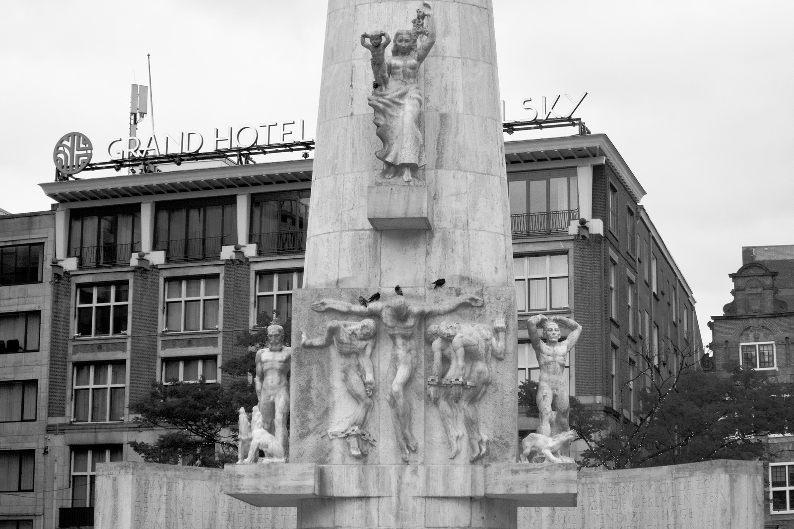 Monument of Contrast