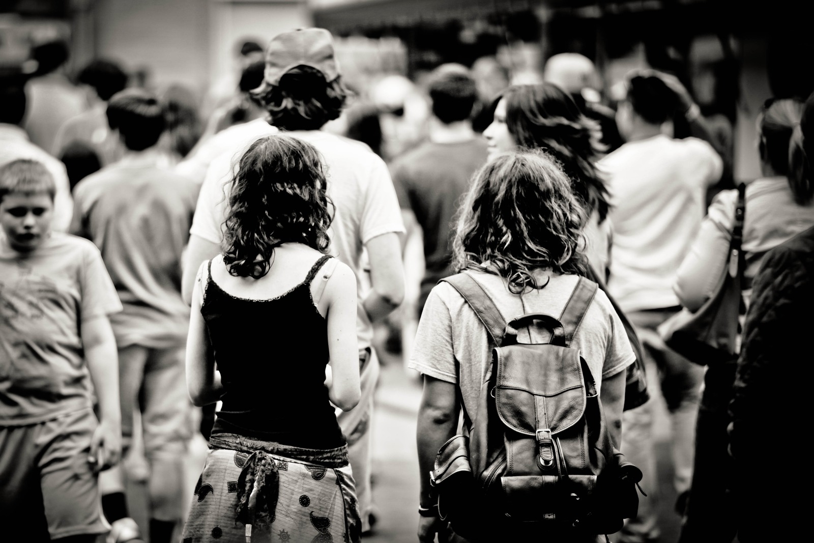 Urban Crowd in Motion