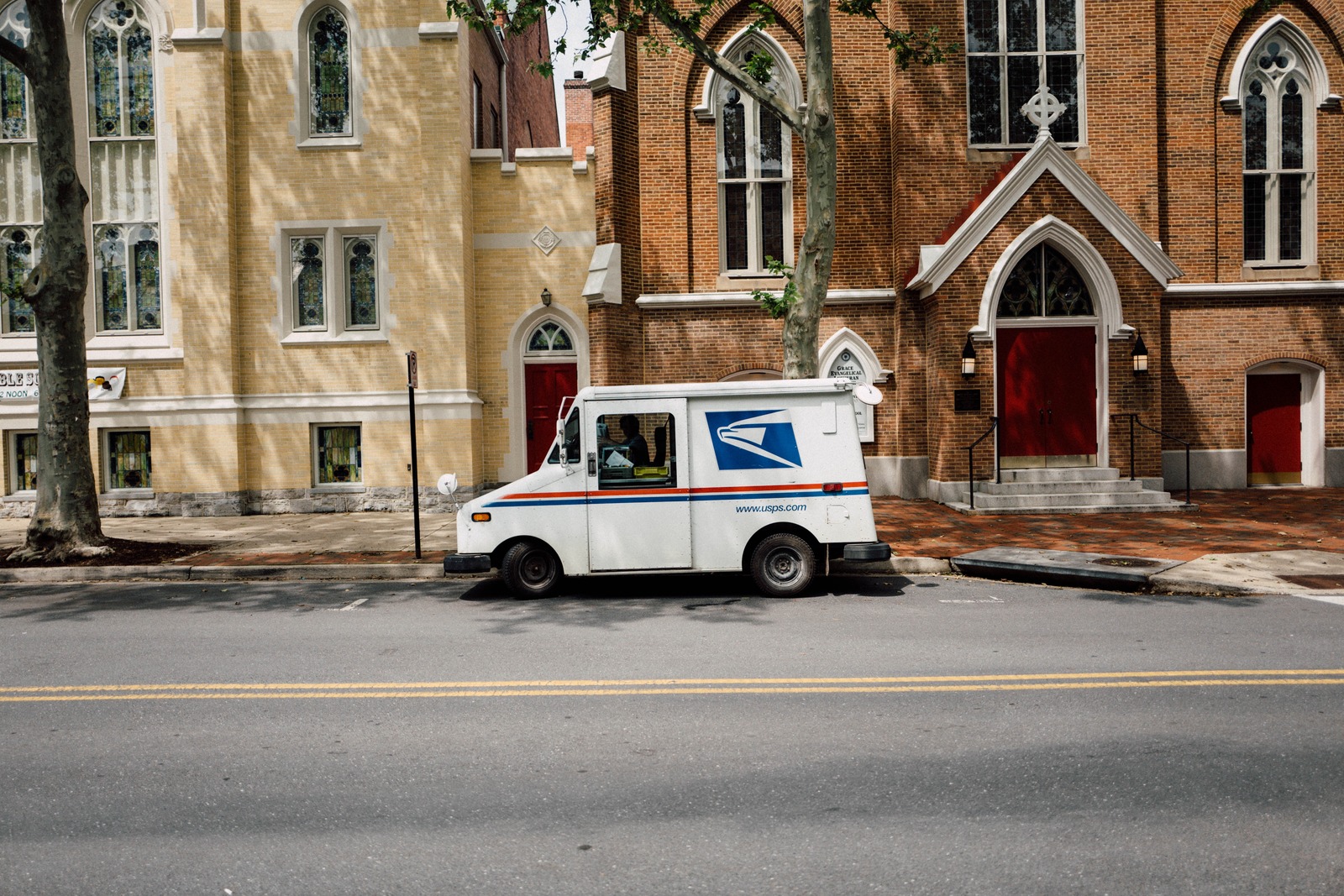 Contrasting Worlds: Delivery & Faith