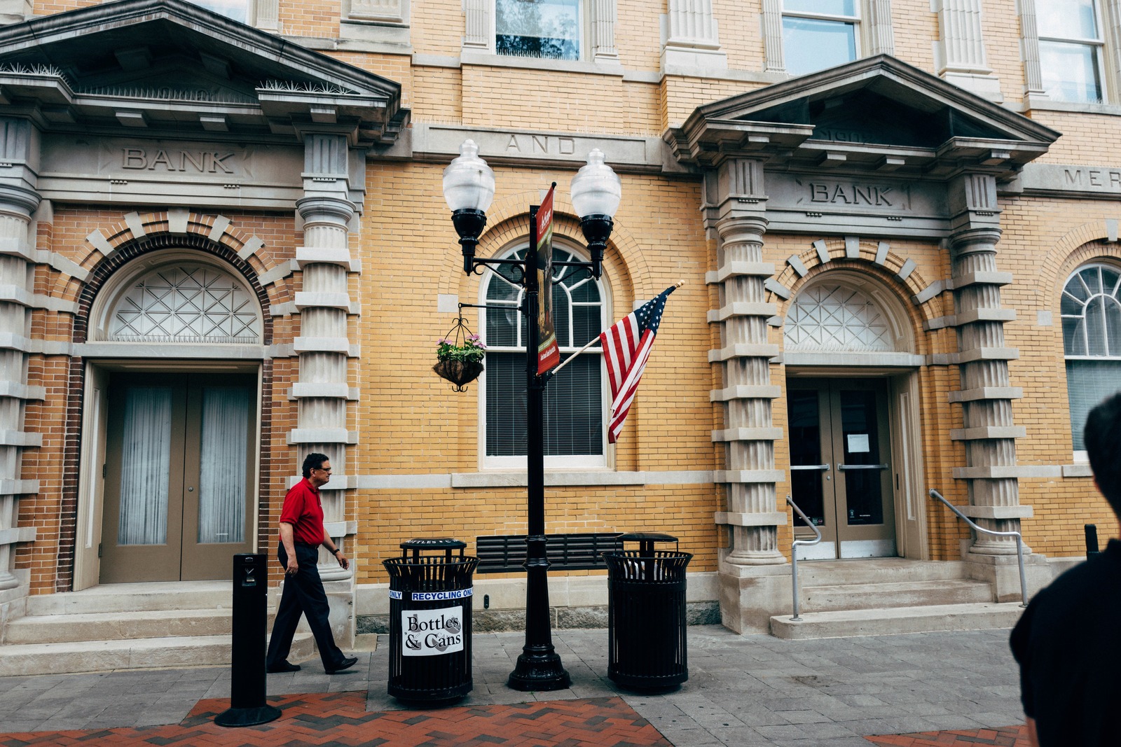 Quiet Day at the Bank