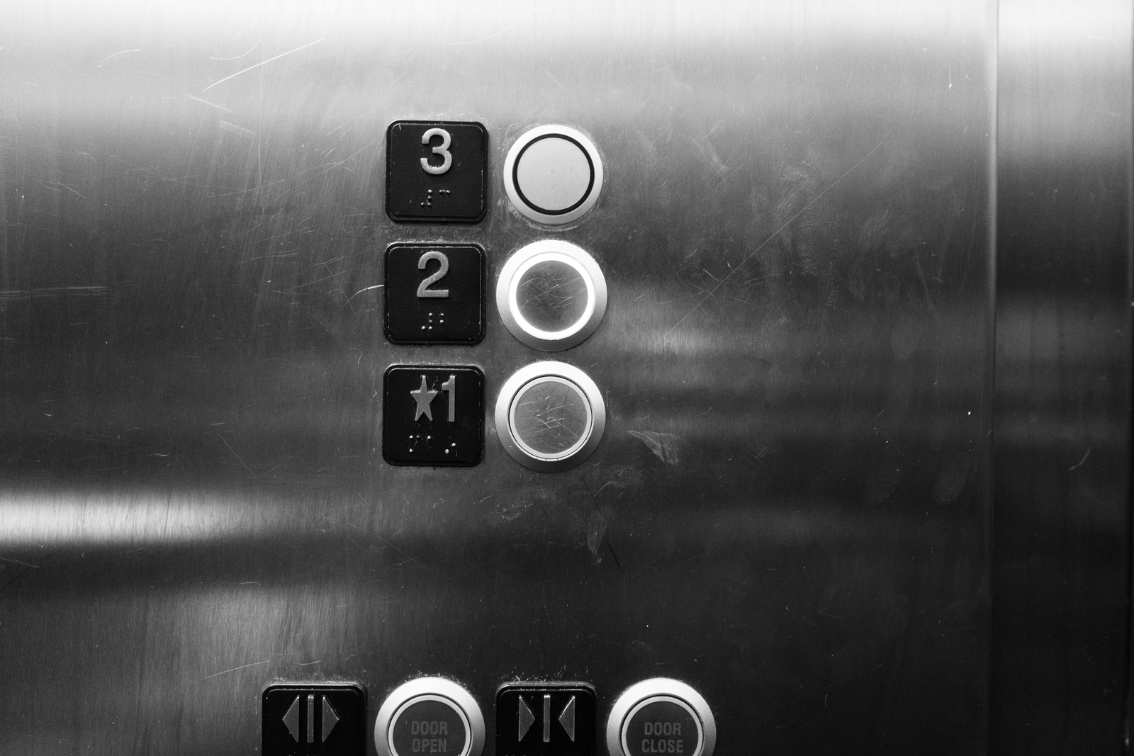 Elevator Buttons in Contrast
