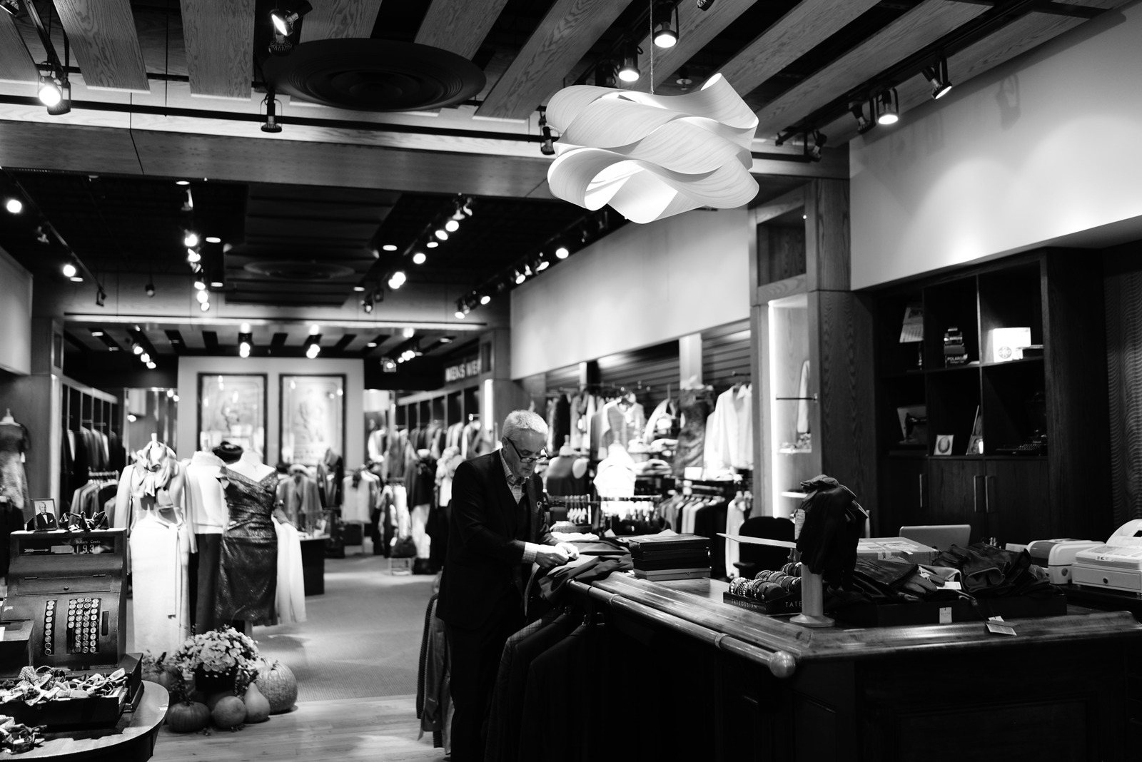 Quiet Elegance in Retail