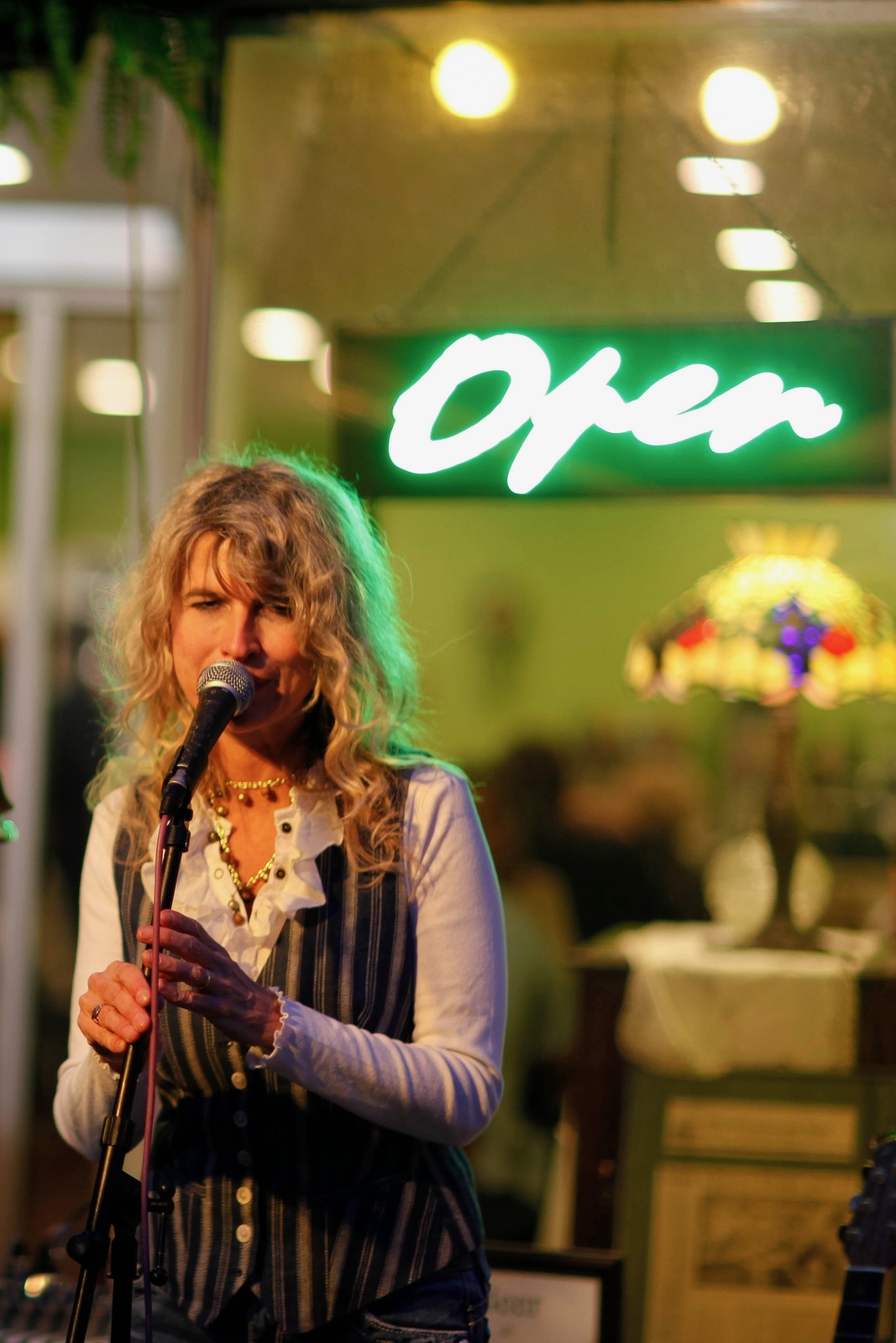 Melody Under Soft Lights