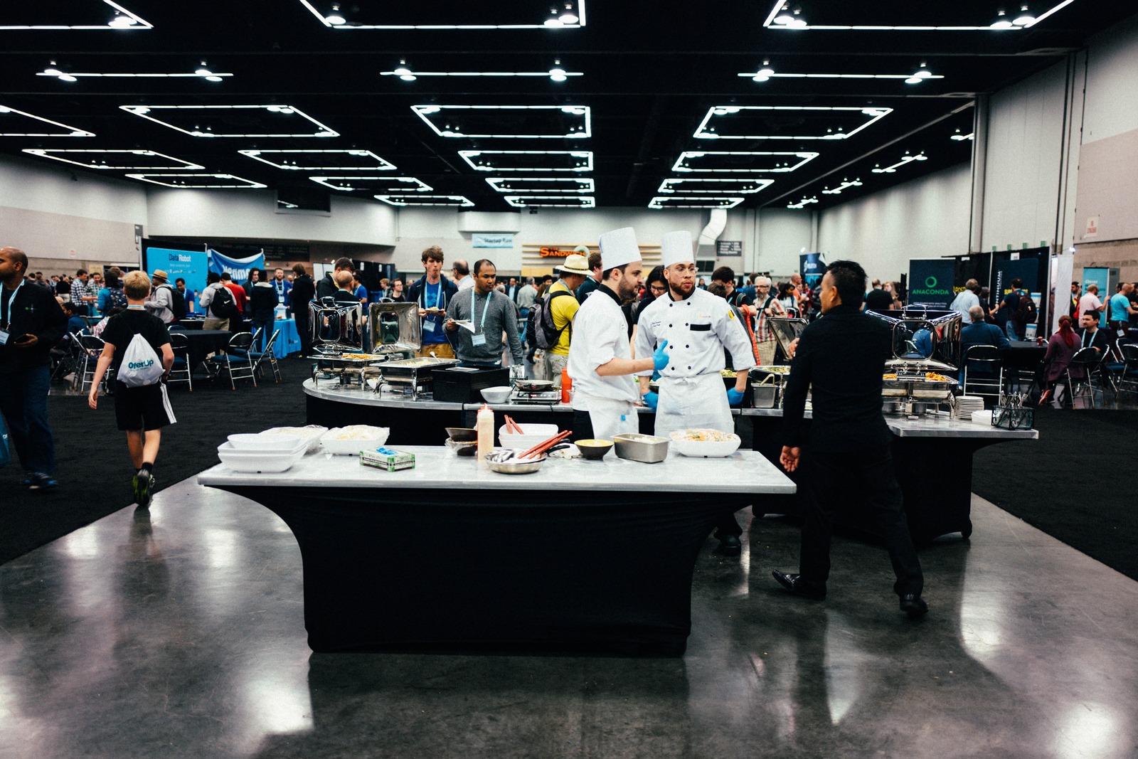 Culinary Exchange in Motion