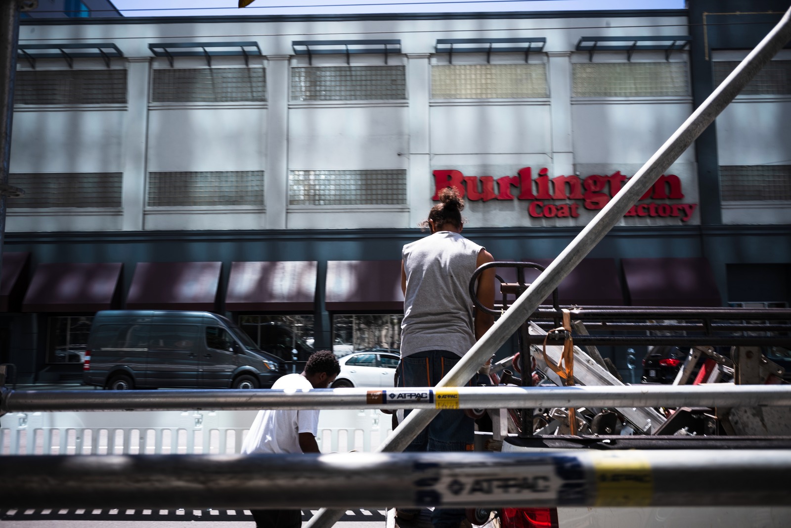 Urban Labor in Bright Light