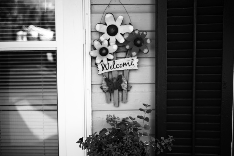 Charming Entrance Decor