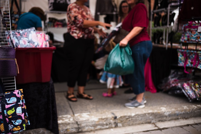 Market Scene in Motion