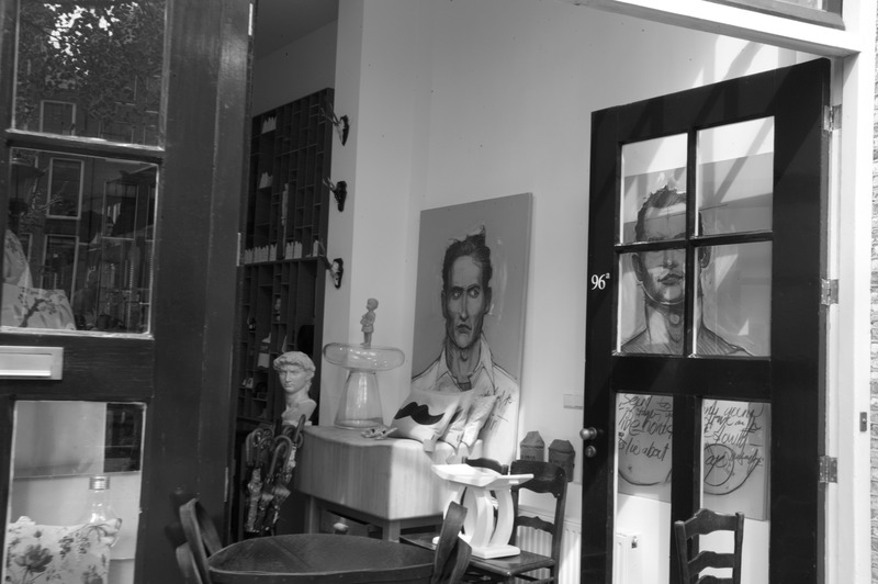 Reflective Moments in Noir