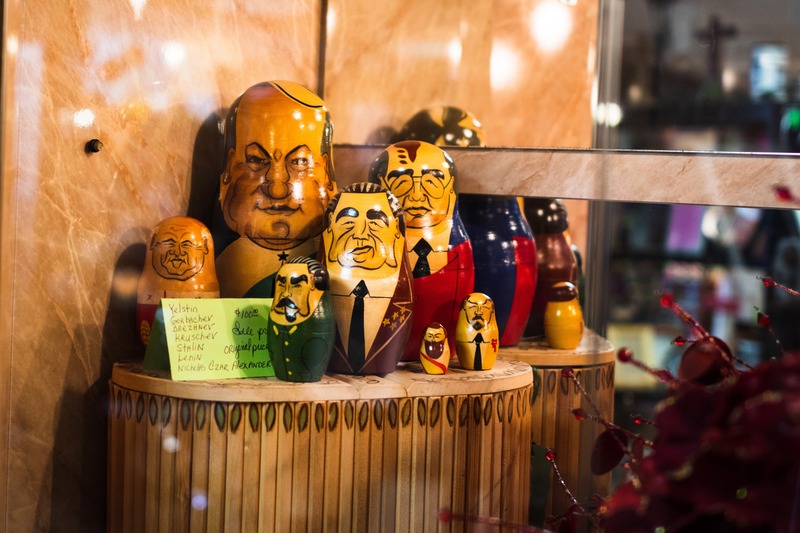 Figures of History Captured