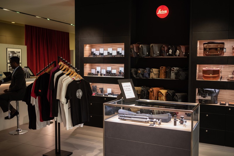 Elegant Camera Boutique