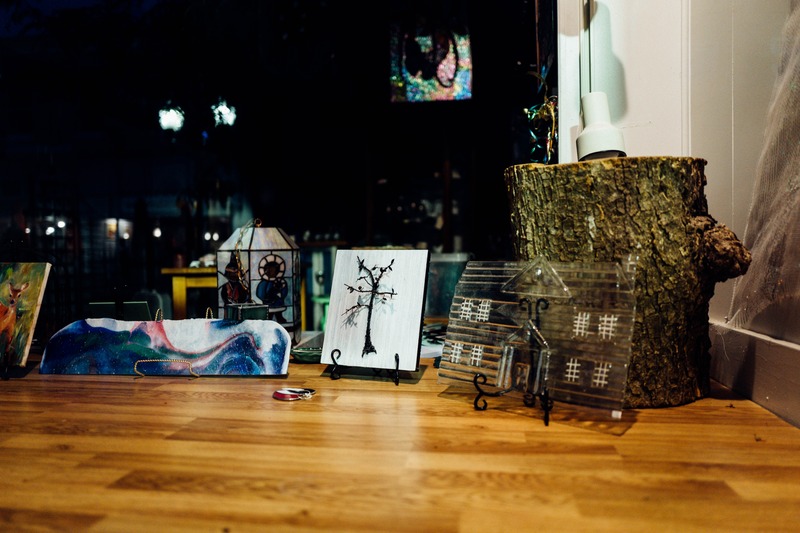 Artistic Display in Dim Light