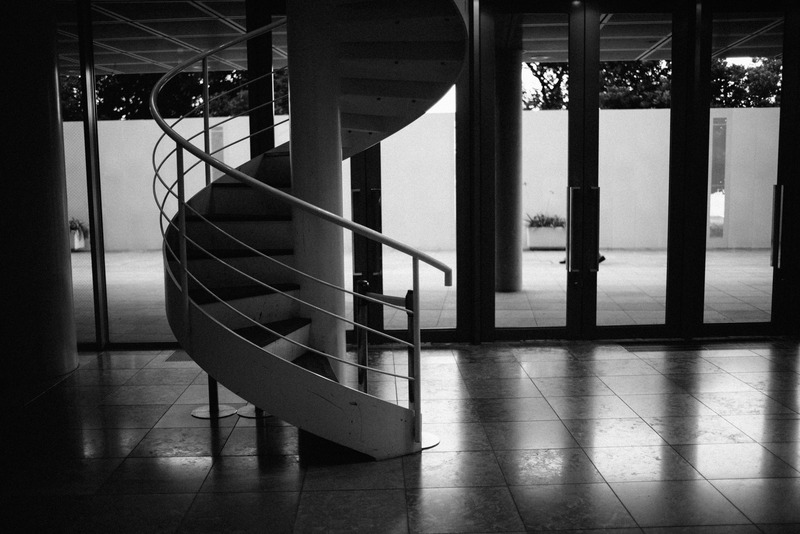 Curves in Monochrome