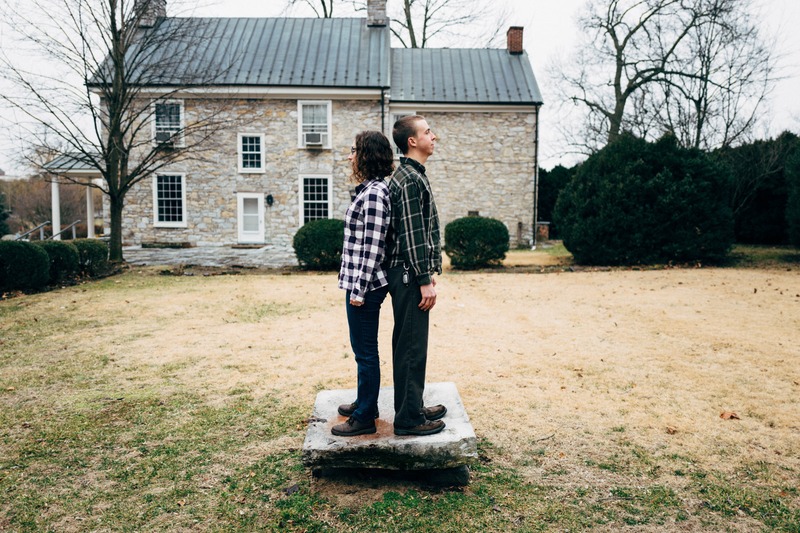 Contrasting Figures in Unity