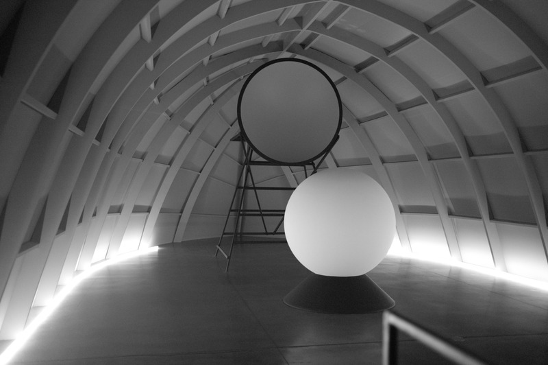 Geometric Harmony in Monochrome