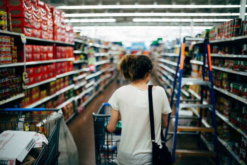 Grocery Aisle Wanderer
