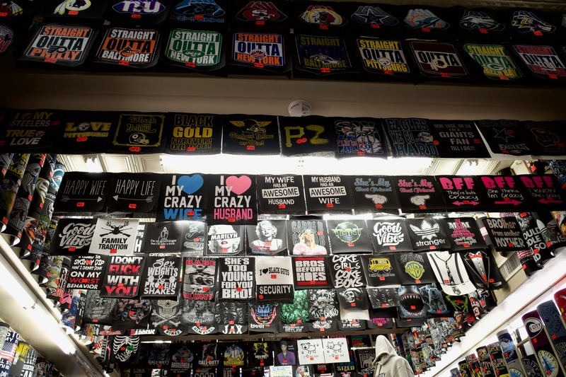 A Marketplace of Mottos