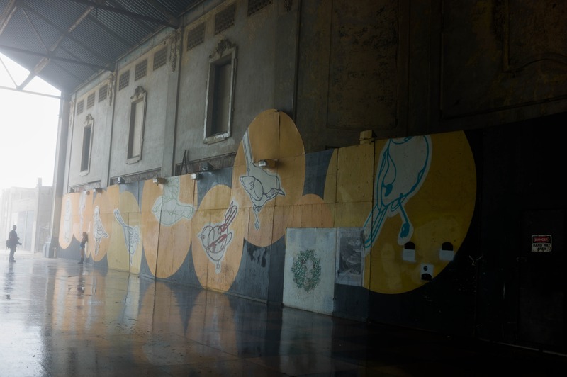 Urban Contrast: Art and Silence