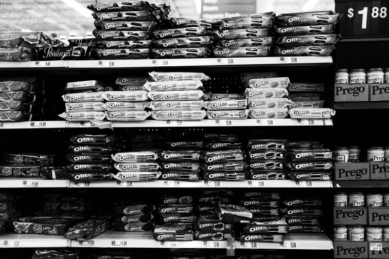 Oreo Abundance in Monochrome
