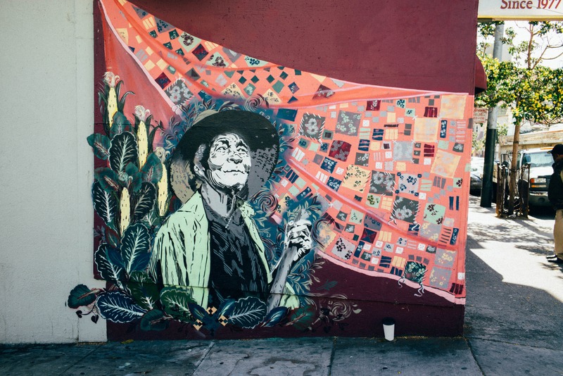 Urban Elegance: A Mural Tribute