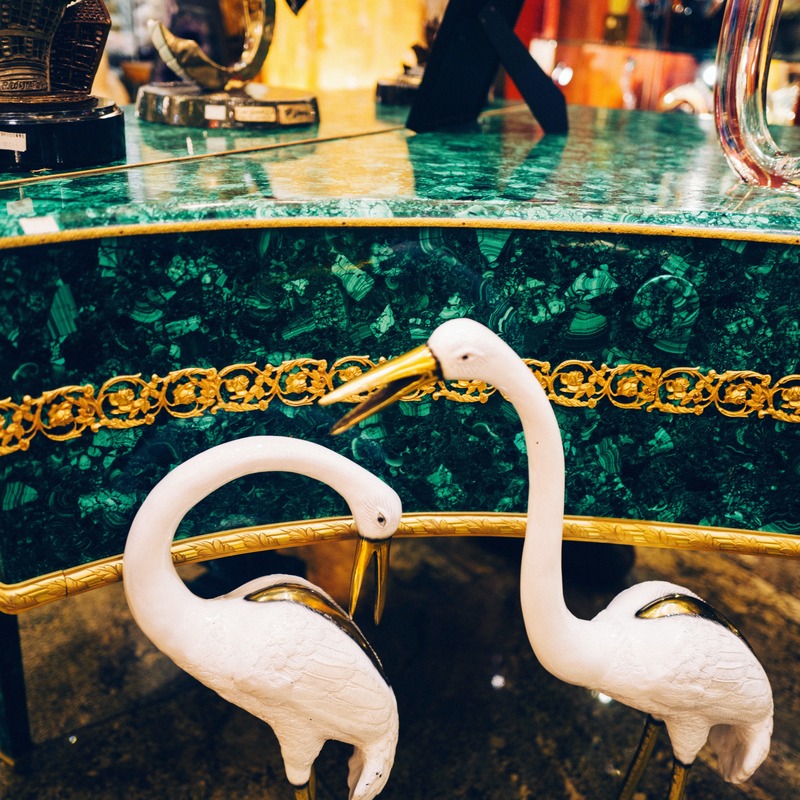 Elegance in Stillness