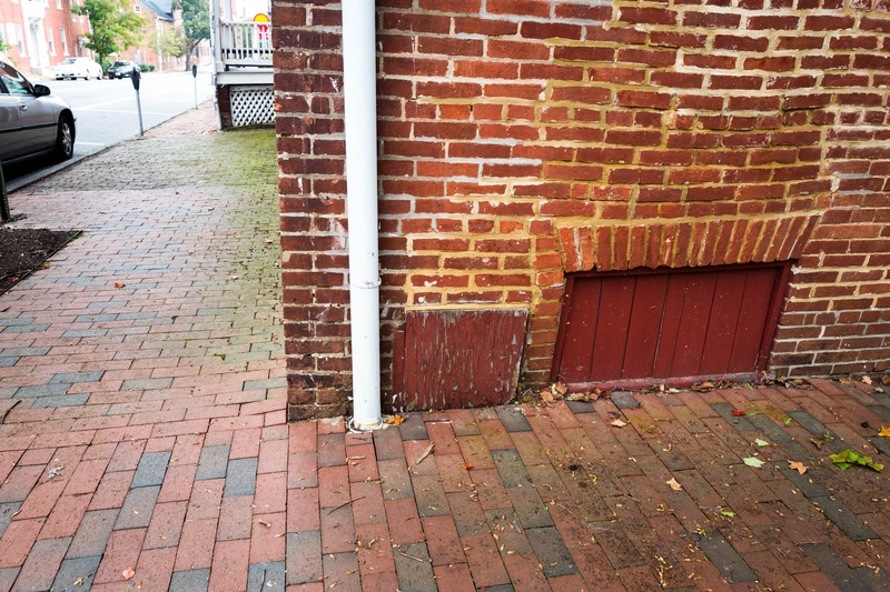 Urban Corner Contrast