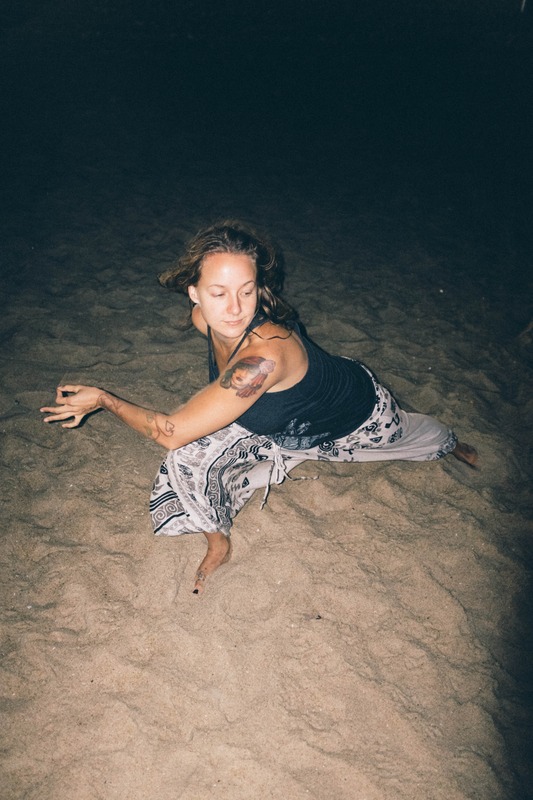 Graceful Movement on Sand