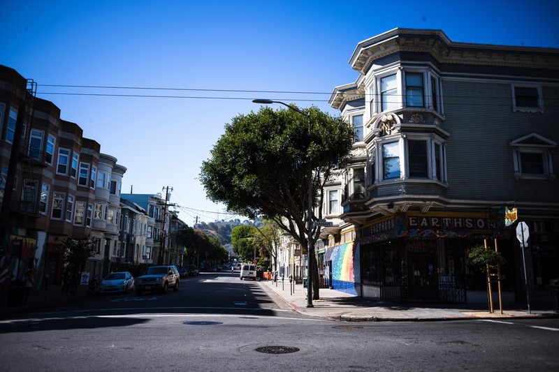 Quiet Urban Streetscape