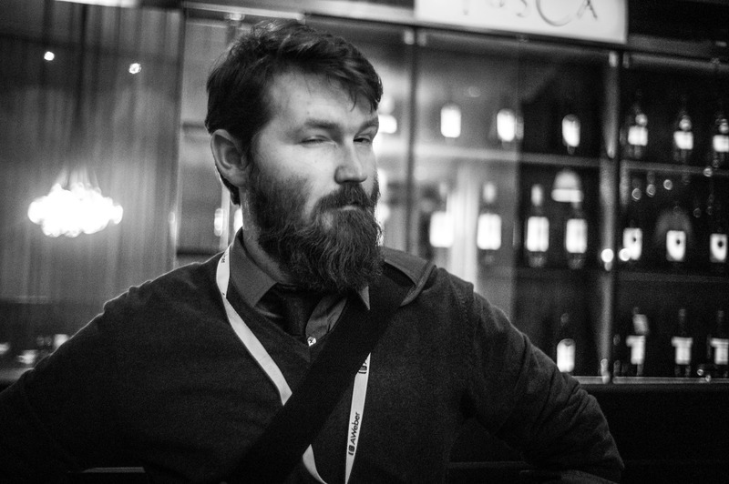 The Winking Gentleman