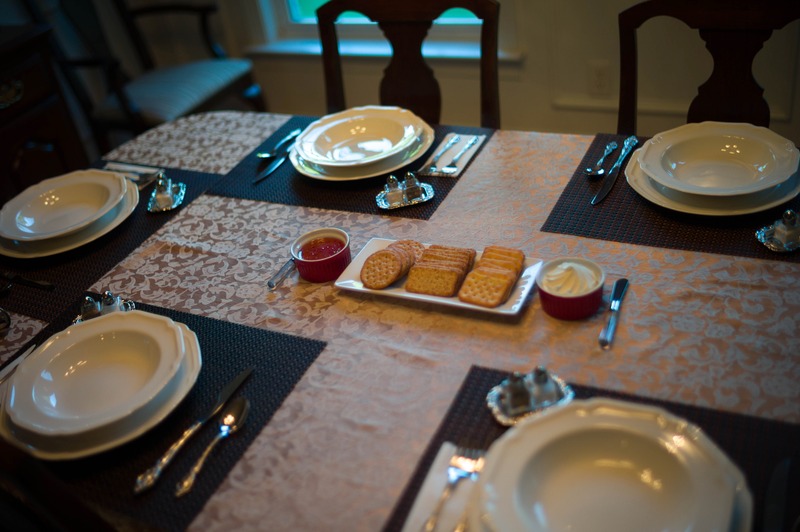 Elegant Dining Awaiting Guests