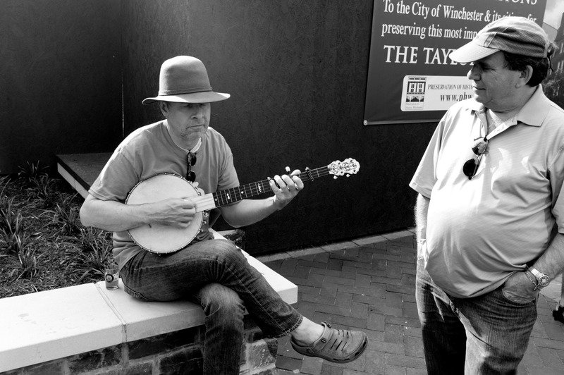 Strumming Conversations