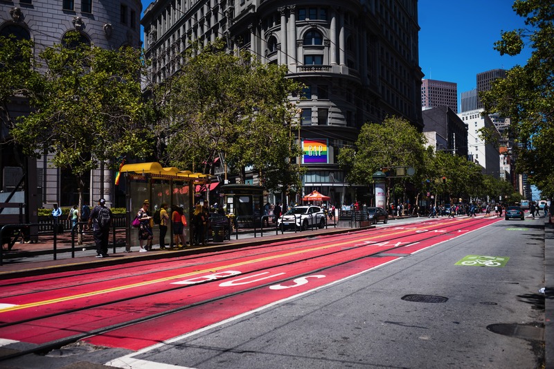 Urban Pulse on a Sunny Day