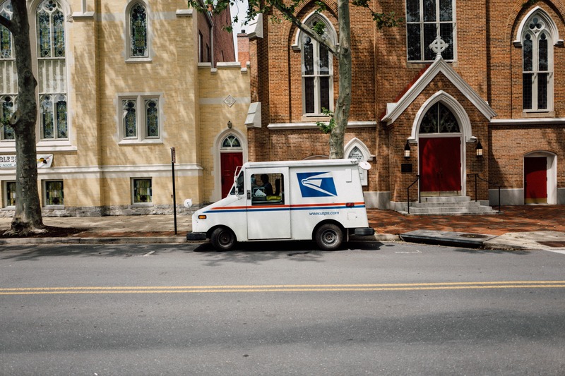 Contrasting Worlds: Delivery & Faith