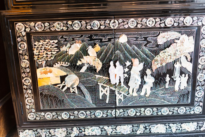 Intricate Mother of Pearl Scene