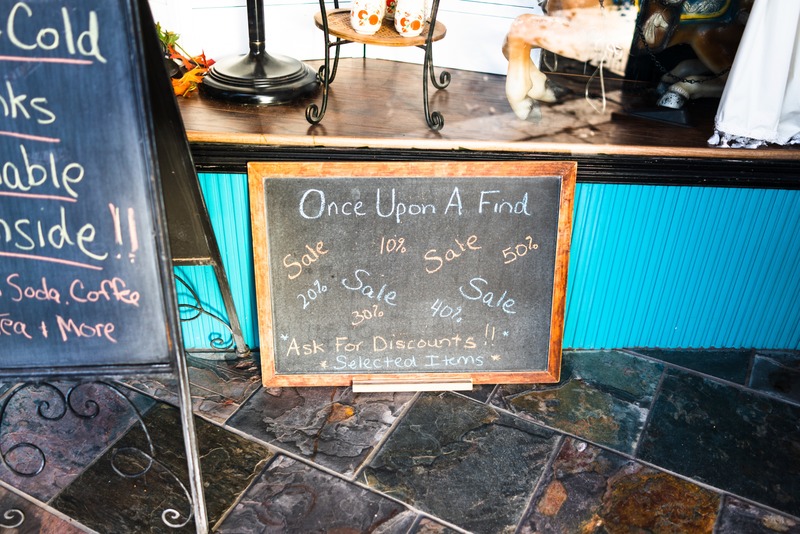 Quaint Sale Announcement