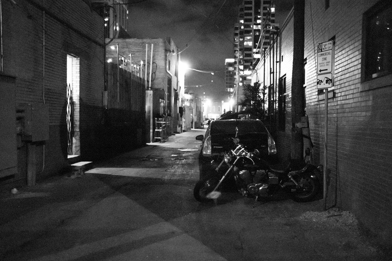 Midnight Alley Reverie